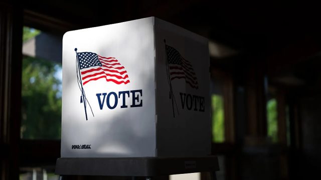 Navigating Political Division in the Workplace: Effective HR Strategies