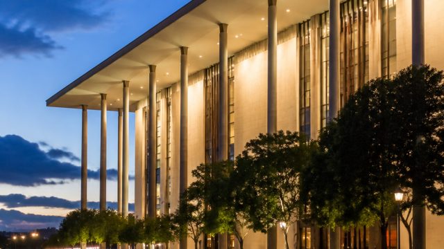 Kennedy Center Unveils Facade 